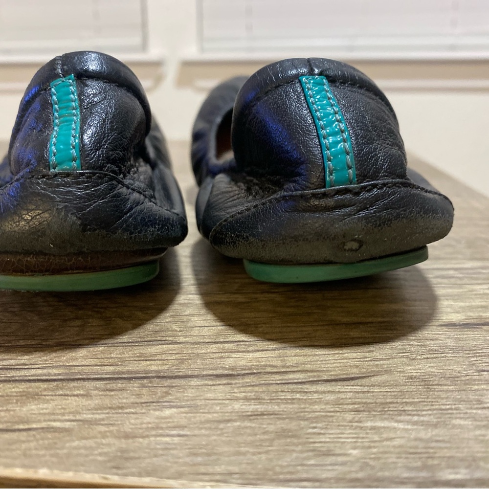 Tieks Black Leather Women's Ballet Flats - Picture 6 of 9